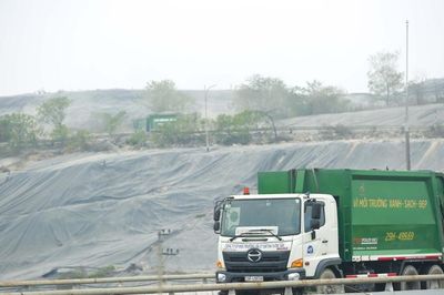 Hơn 100.000 tấn tro bay nhà máy điện rác cần giải pháp xử lý triệt để