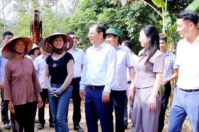Phó Chủ tịch UBND thành phố Phan Thế Tuấn kiểm tra tiến độ thực hiện Nghị quyết số 15 tại các xã miền núi