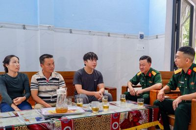 Tuổi trẻ Nông Sơn viết đơn tình nguyện nhập ngũ