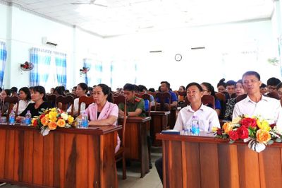 Trung tâm Chính trị Diên Khánh bồi dưỡng chuyên đề “Tư tưởng Hồ Chí Minh” cho 94 bí thư đoàn cơ sở