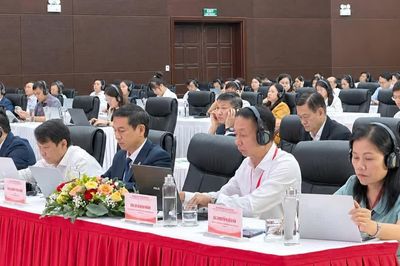 Đoàn đại biểu HĐND tỉnh Lào Cai dự Diễn đàn Phát triển bền vững Việt Nam 2026