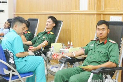 Tiếp nhận 387 đơn vị máu tại Ngày hội hiến máu phường Phủ Lý