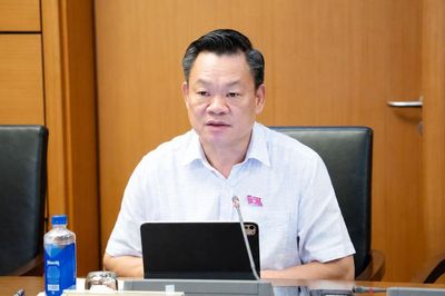 Đại biểu Quốc hội tỉnh Thái Nguyên đóng góp ý kiến hoàn thiện các dự án luật về ngân sách