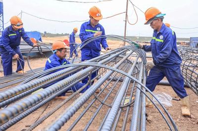 Công trường thiếu người, doanh nghiệp lo bài toán nhân lực dài hạn