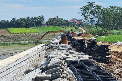 Ninh Bình: Đầu tư 285 tỷ đồng nâng cấp tuyến bờ, đê dài 9,3km