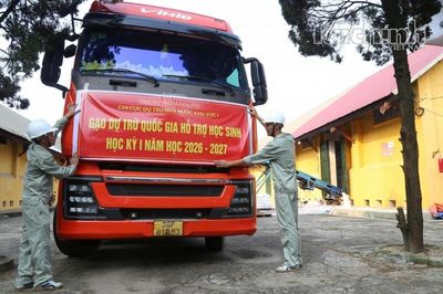 Xuất cấp trên 134 nghìn tấn gạo và hàng nghìn vật tư dự trữ quốc gia để hỗ trợ các địa phương