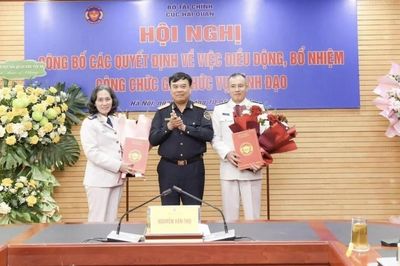 Cục Hải quan có Trưởng ban Tổ chức cán bộ và Chánh Văn phòng mới