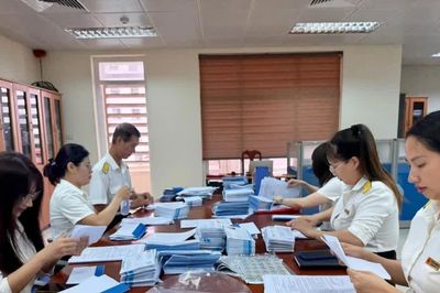 Doanh nghiệp 'chết lâm sàng' chần chừ khai tử, ngóng chờ chính sách
