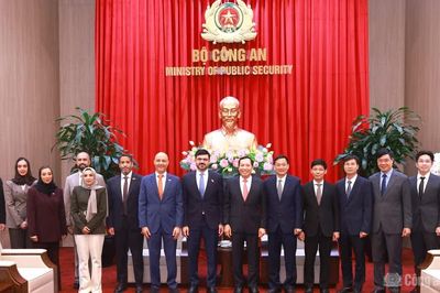 Thúc đẩy hợp tác với UAE về chuyển đổi số và công nghiệp an ninh