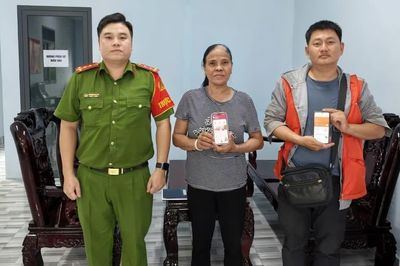 Shipper nhờ Công an phường tìm người trả lại gần 650 triệu đồng chuyển nhầm