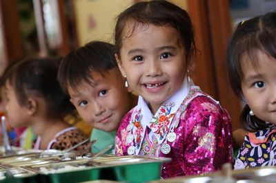 Đề xuất bổ sung chính sách ăn trưa cho học sinh vùng đồng bào dân tộc thiểu số và miền núi