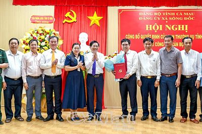 Công bố các quyết định của Ban Thường vụ Tỉnh ủy về công tác cán bộ tại cơ sở