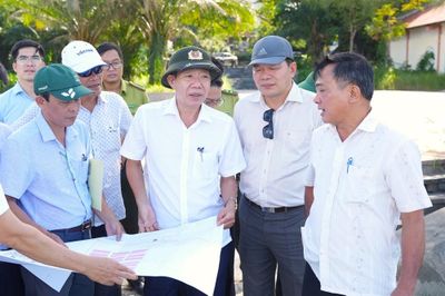 Tp Huế rà soát dự án điện mặt trời, cụm công nghiệp gắn với bảo vệ môi trường