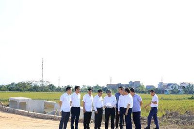 Phó Chủ tịch UBND TP Hà Nội Trương Việt Dũng: Ứng Hòa ưu tiên hạ tầng, tạo động lực phát triển công nghiệp