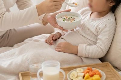 Cách chăm sóc dinh dưỡng cho người bệnh não mô cầu trong quá trình điều trị