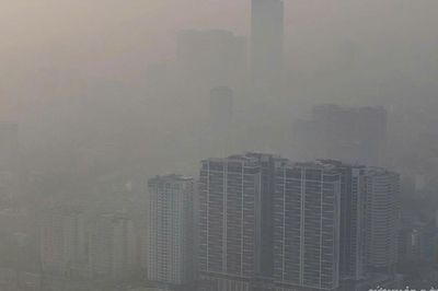 Mùa ô nhiễm không khí, bụi mịn vượt chuẩn gây hại thế nào đến sức khỏe?