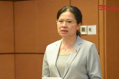 Đại biểu Hà Thị Nga: Gỡ rào cản, khơi thông nguồn lực phát triển công nghiệp văn hóa