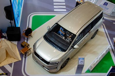 Cận cảnh Wuling Darion - MPV thuần điện cửa trượt giá từ 769 triệu
