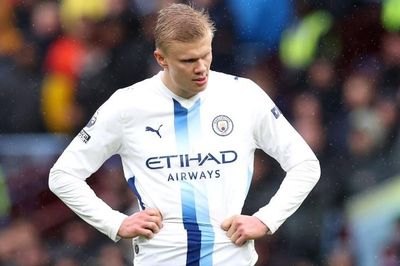 Man City thua trận đầu tiên tại Premier League 2026/27