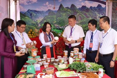 Chiềng Mai lan tỏa giá trị văn hóa, quảng bá nông sản đặc trưng