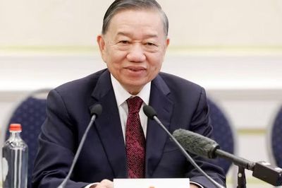 Tổng Bí thư, Chủ tịch nước Tô Lâm gặp gỡ đại diện chuyên gia, trí thức người Việt tại Bỉ và Luxembourg