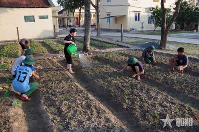 Trường Thiếu sinh quân miền Trung: Gieo mầm yêu thương từ những ngày đầu