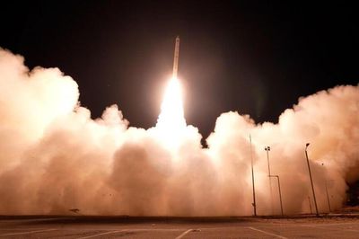 Israel lên kế hoạch phát triển hàng trăm vệ tinh quân sự và robot chiến đấu