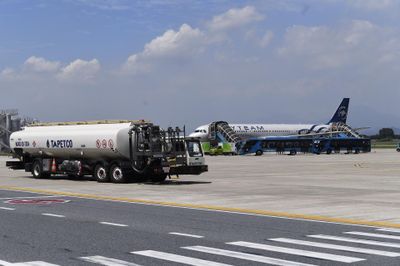 Đề nghị các hãng hàng không khôi phục, duy trì, phát triển mạng đường bay nội địa
