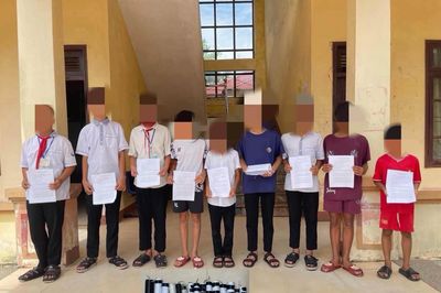 Kịp thời phát hiện, ngăn chặn vụ việc học sinh tự chế pháo nổ để trao đổi, bán cho bạn bè