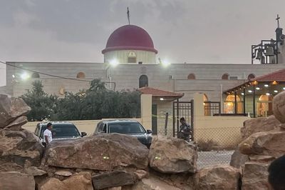 Diễn biến vụ xả súng tại nhà thờ ở Jordan, hơn 40 người thương vong