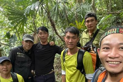 Hành trình băng rừng tìm 'khu vườn' dưới lòng vực ở Phong Nha-Kẻ Bàng