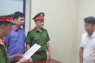Khởi tố tài xế xe tải chống người thi hành công vụ