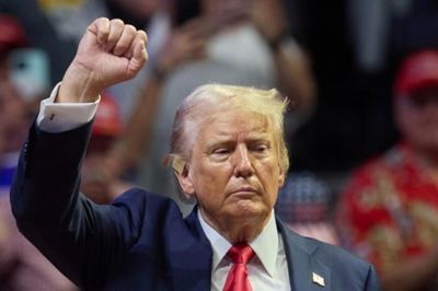 Ông Trump nói Mỹ có thể thực hiện thêm 'một trận cuồng nộ' chống Iran