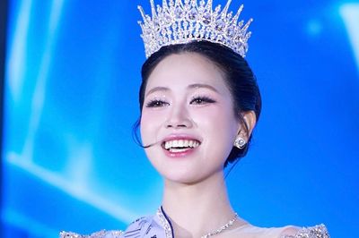 Nhan sắc nữ sinh Quảng Ninh từng tự ti, nay đăng quang hoa khôi sinh viên