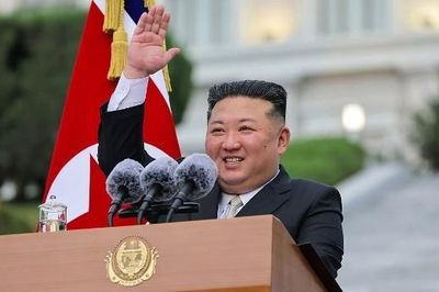 Ông Kim Jong Un yêu cầu Triều Tiên xây dựng 'quân đội mạnh nhất'