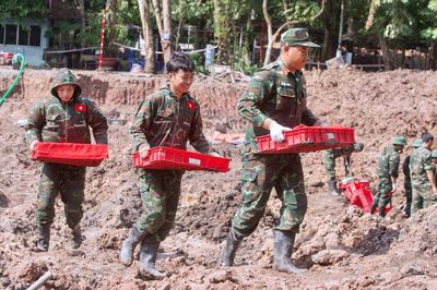 10 ngày sau lễ truy điệu, tìm thêm 101 hài cốt liệt sĩ ở công viên Lê Thị Riêng