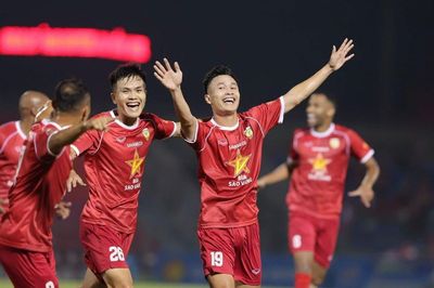 Hà Tĩnh thắng kịch tính Hải Phòng