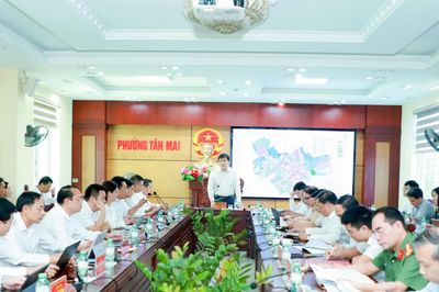 Phó Bí thư Tỉnh ủy Nghệ An Nguyễn Thanh Bình lưu ý hoàn thiện hệ thống vị trí việc làm, gắn với xây dựng đội ngũ cán bộ và quản lý biên chế