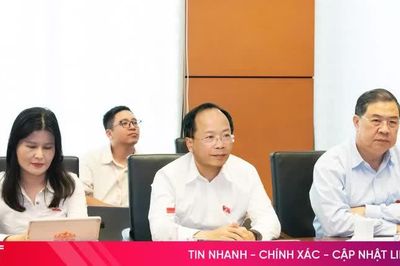Phát triển công nghiệp văn hóa gắn với khai thác hiệu quả các nguồn lực