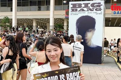 Người hâm mộ háo hức check-in trước giờ concert BIGBANG