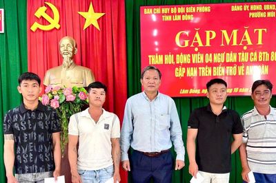 Phường Mũi Né gặp mặt, động viên 4 ngư dân gặp nạn trên biển