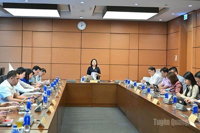 Đoàn ĐBQH tỉnh góp ý nhiều chính sách mới về an toàn thực phẩm, sở hữu trí tuệ