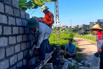Mở đường đón hội, nối nhịp làng chè