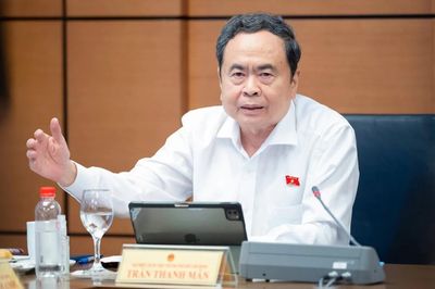 Chủ tịch Quốc hội: Phân cấp đi đôi với trách nhiệm, không để ô nhiễm môi trường kéo dài