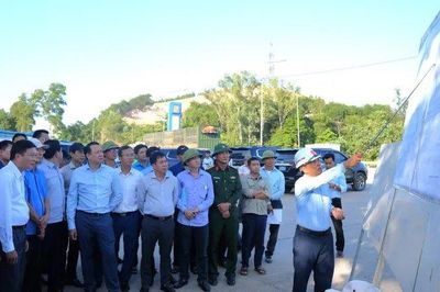 Thúc tiến độ mở rộng cao tốc Cam Lộ - La Sơn, phấn đấu về đích cuối năm 2026