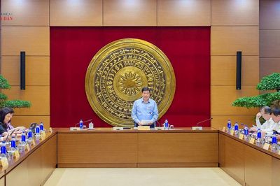 Đặt sức khỏe của người dân lên trên hết, trước hết