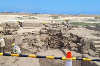 Phát hiện lăng mộ bí ẩn 600 năm tuổi gần như nguyên vẹn tại Peru