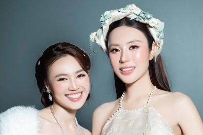 Tô Diệp Hà - Lan Ngọc đọ dáng 'một chín một mười'