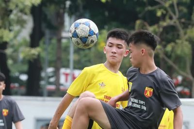 Hình ảnh loạt trận sáng 25-10