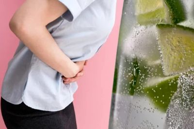 Mẹo xử lý cơn nấc cụt bằng... ống hút